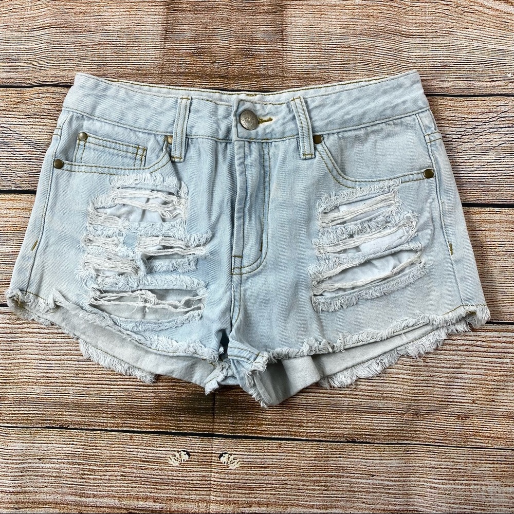ISLA Distressed Cut off Jean Short Women Size Small Denim Shorts 100% Cotton